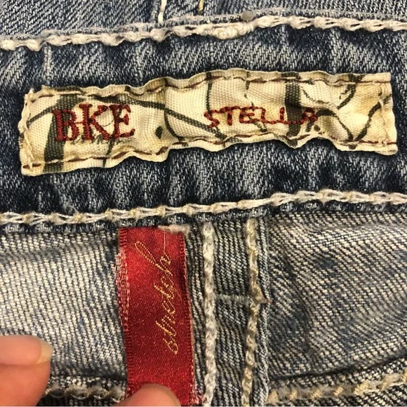 BKE women Stella jeans distressed 27 x 31.5 - Picture 12 of 16